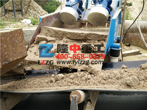 細沙回收機湖南現(xiàn)場 細沙回收機湖南現(xiàn)場.jpg