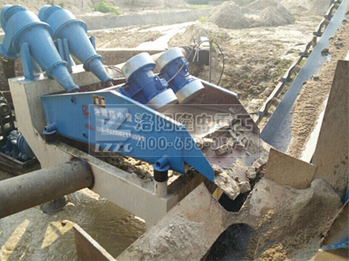 細砂回收裝置現(xiàn)場 細砂回收裝置現(xiàn)場.jpg